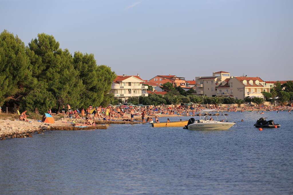 Camp Porat Hotel Povljana Buitenkant foto
