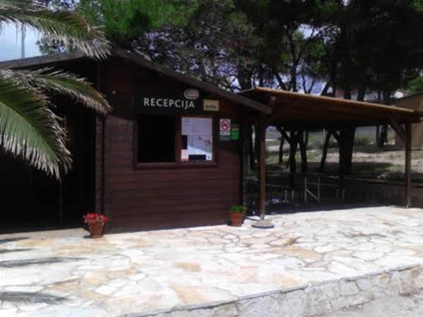 Camp Porat Hotel Povljana Buitenkant foto